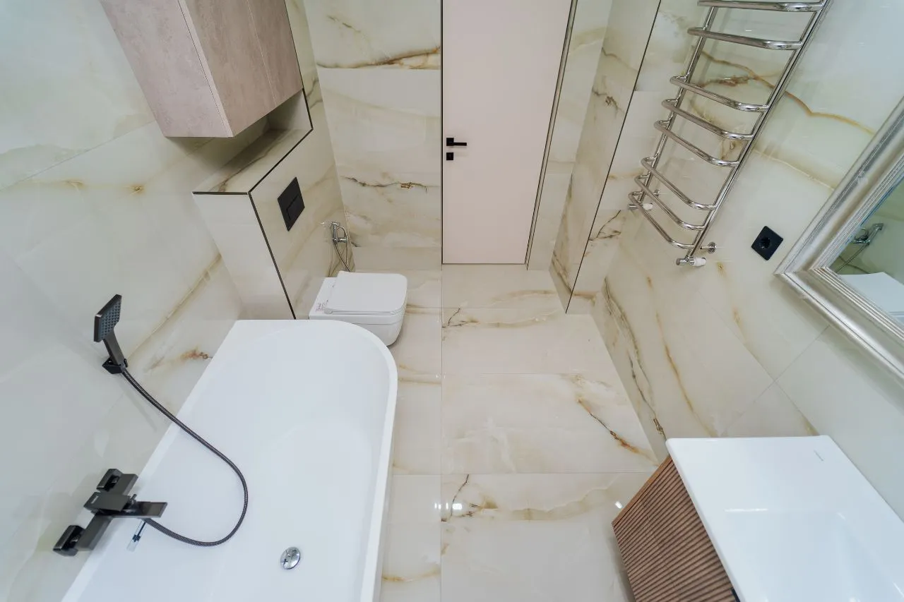 Яловень, Окрайна ул. 31 августа 1989 16