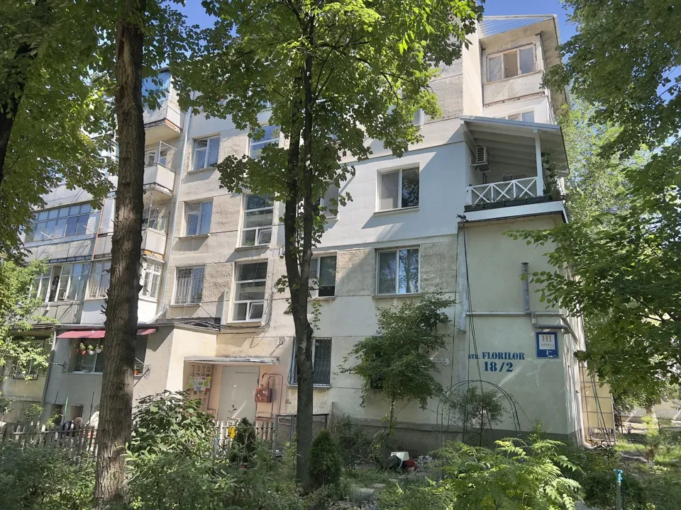 Chișinău Rîșcani str. Florilor 8