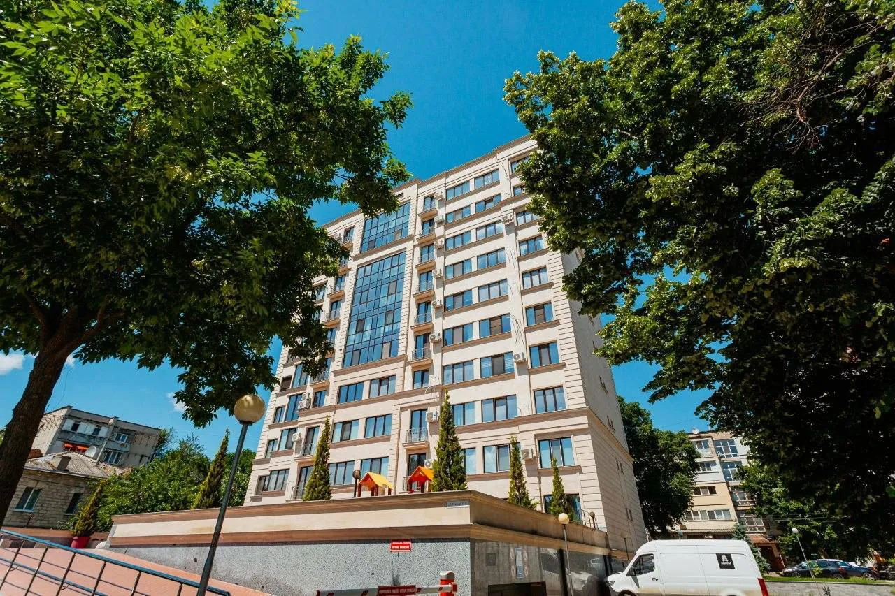 Chișinău Buiucani str. Ion Creangă 17