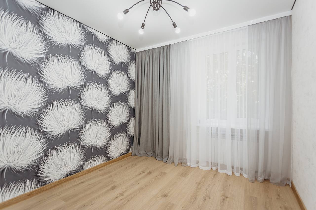 APARTAMENT CU 2 CAMERE + LIVING, STR. MINSK, BOTANICA 4