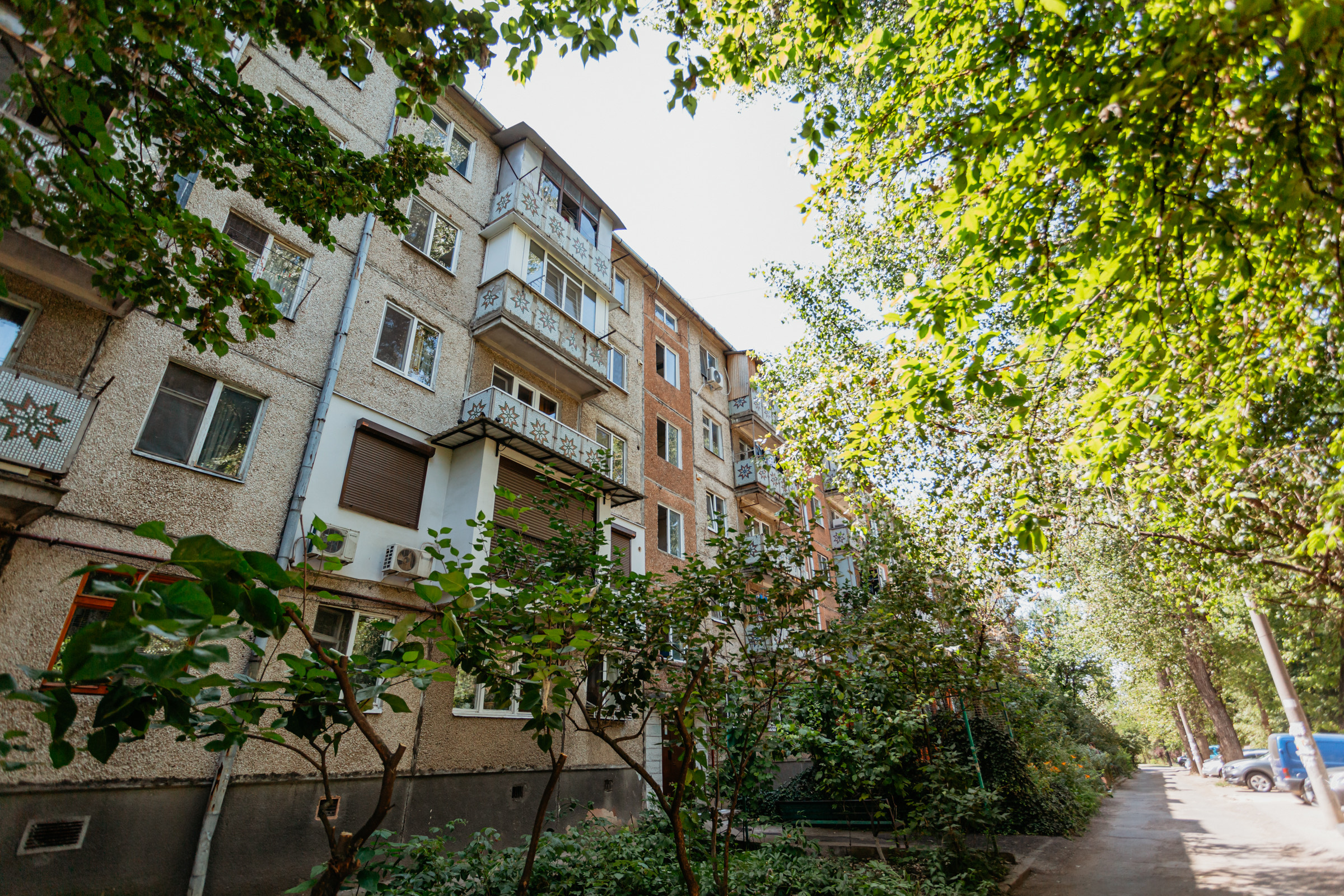 Chișinău Botanica str. Trandafirilor 9