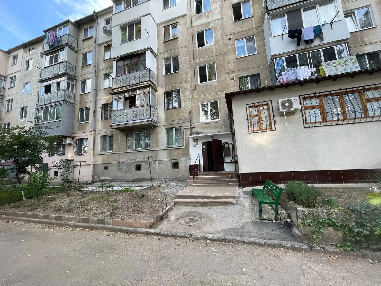 Chișinău Botanica str. Nicolae Zelinski 6