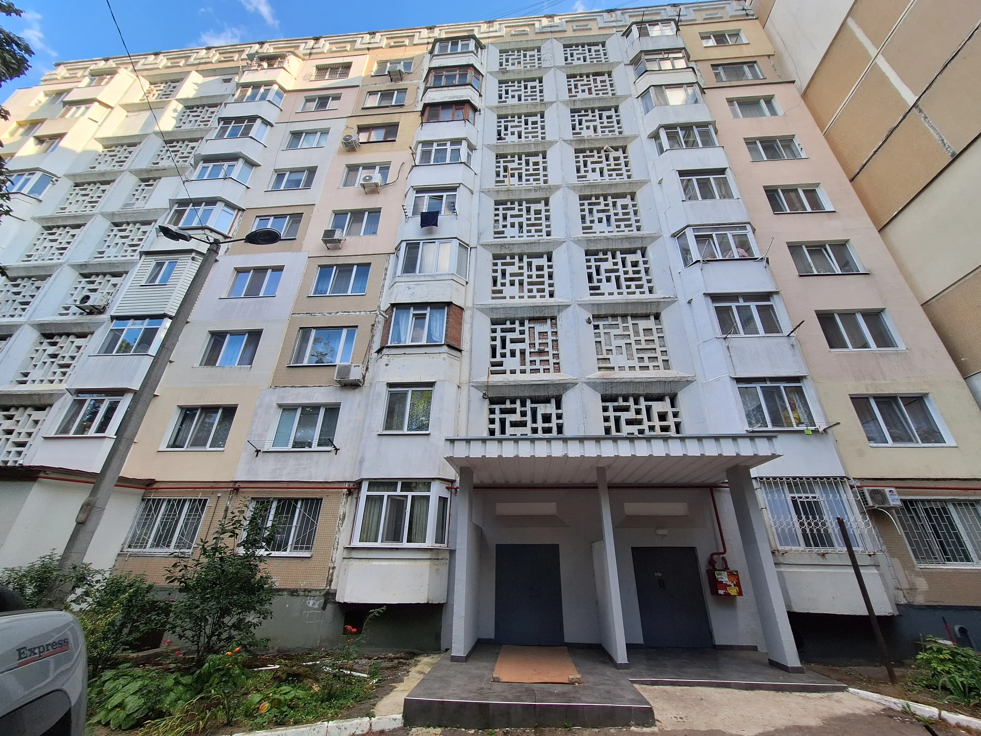 Chișinău Botanica str. Independenței 9