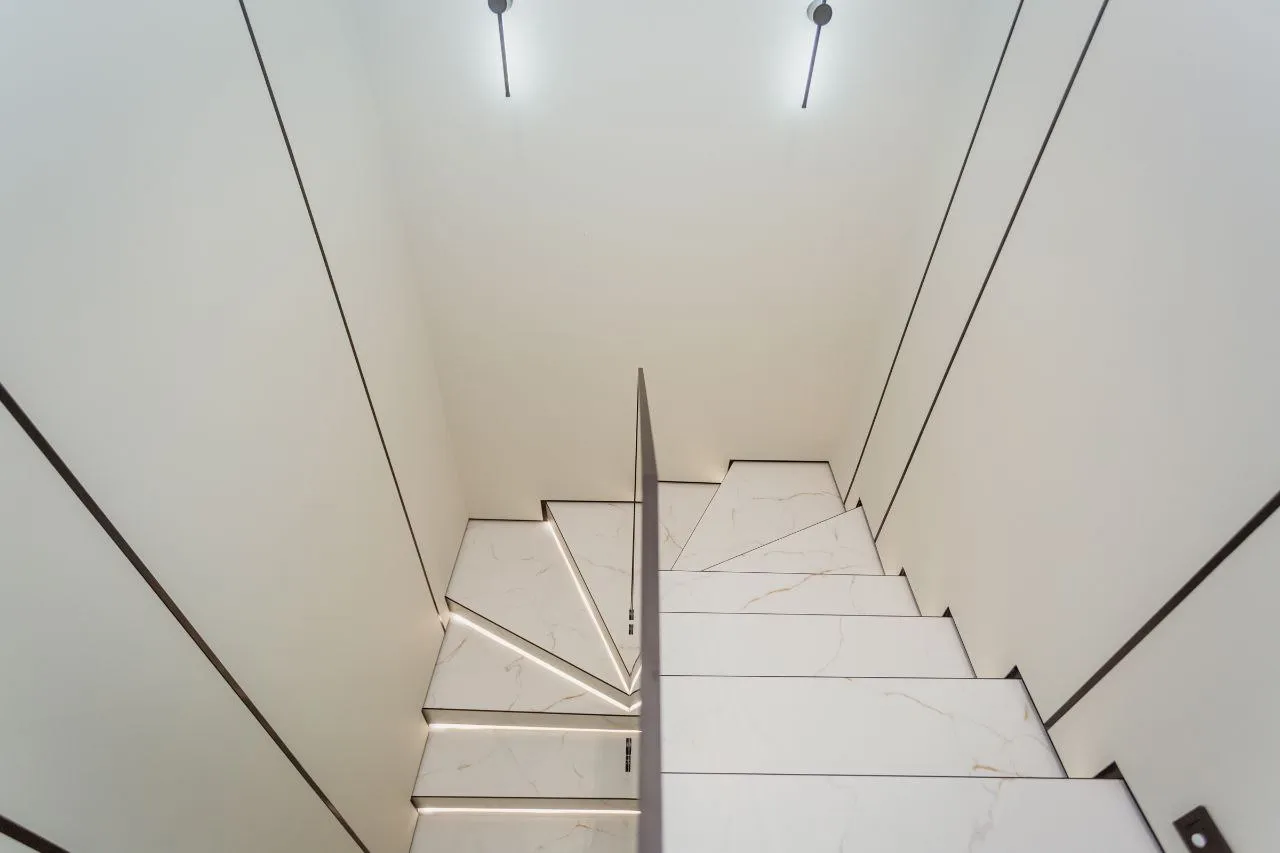 Chișinău Codru str. Cobzarilor 15