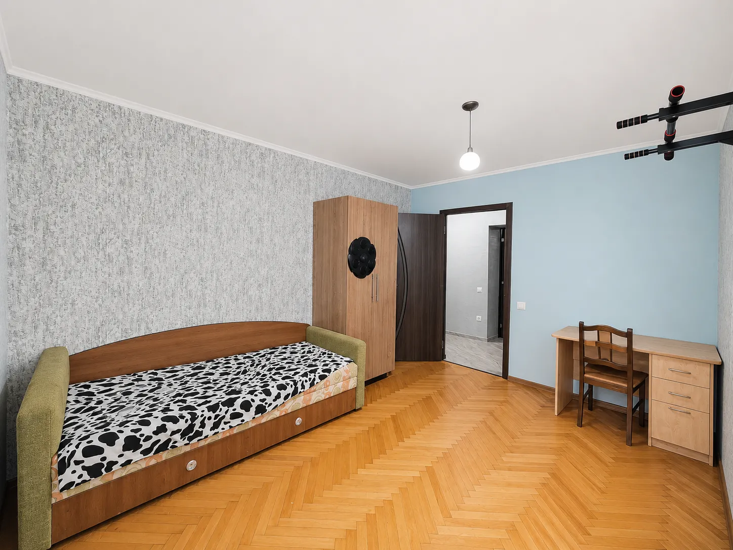 Chișinău Botanica str. Costiujeni 3