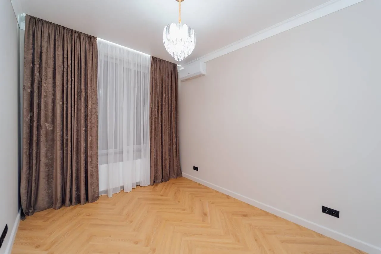 Chișinău Buiucani str. Ioana Radu 15