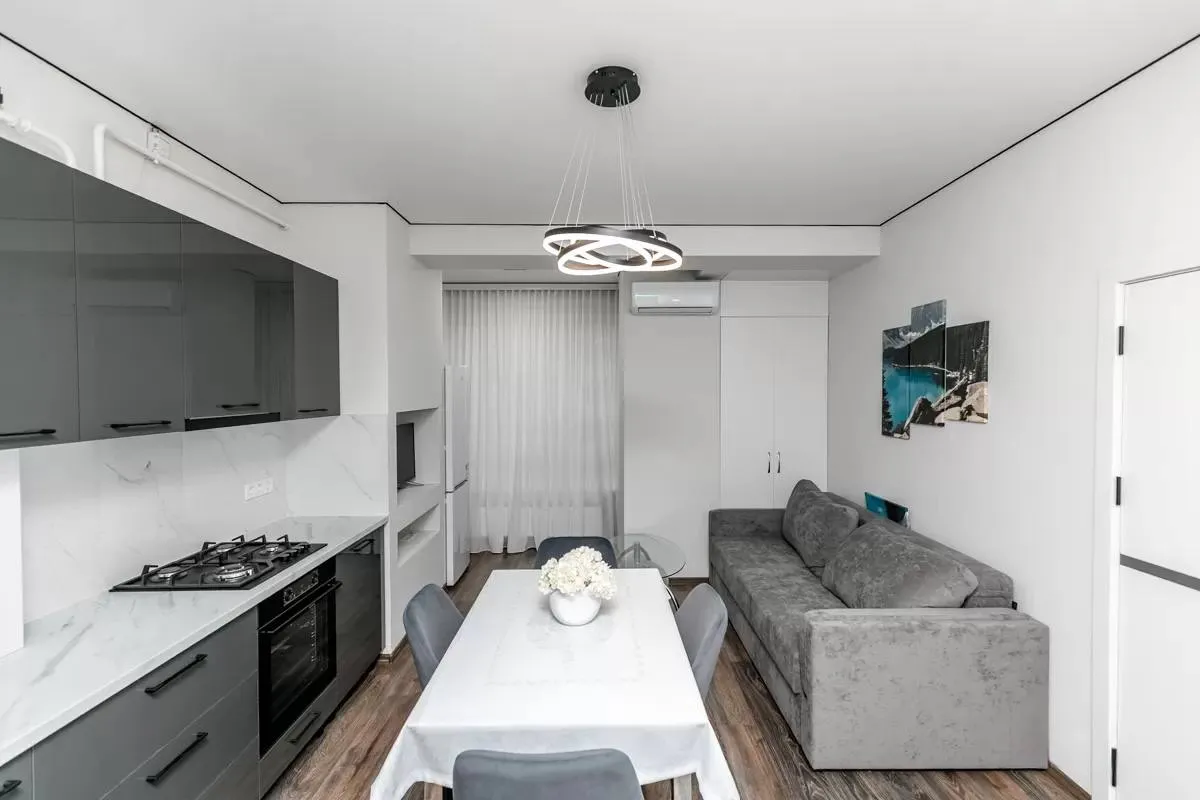 Chișinău Centru str. Nicolae Testemițanu 1