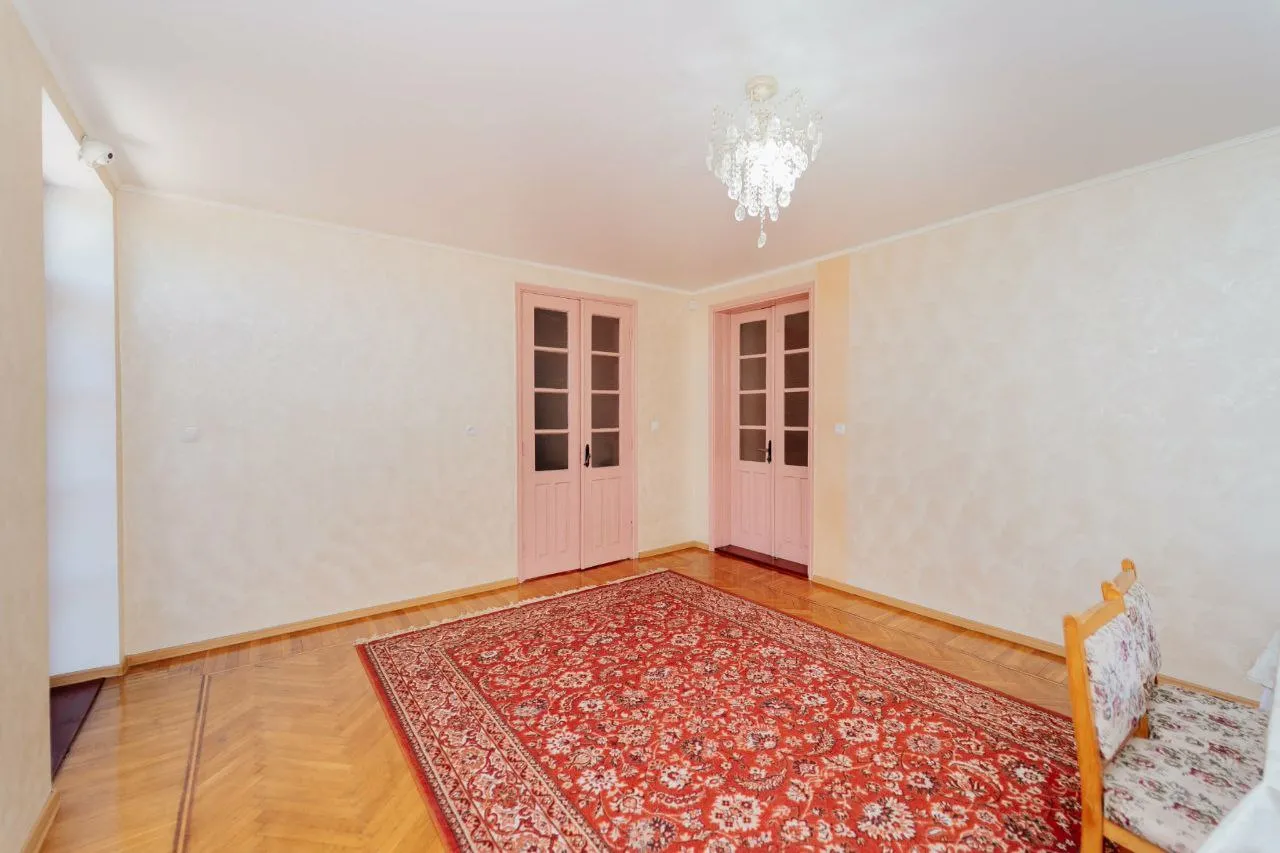 Кишинев Кодру ул. Кымпулуй 15