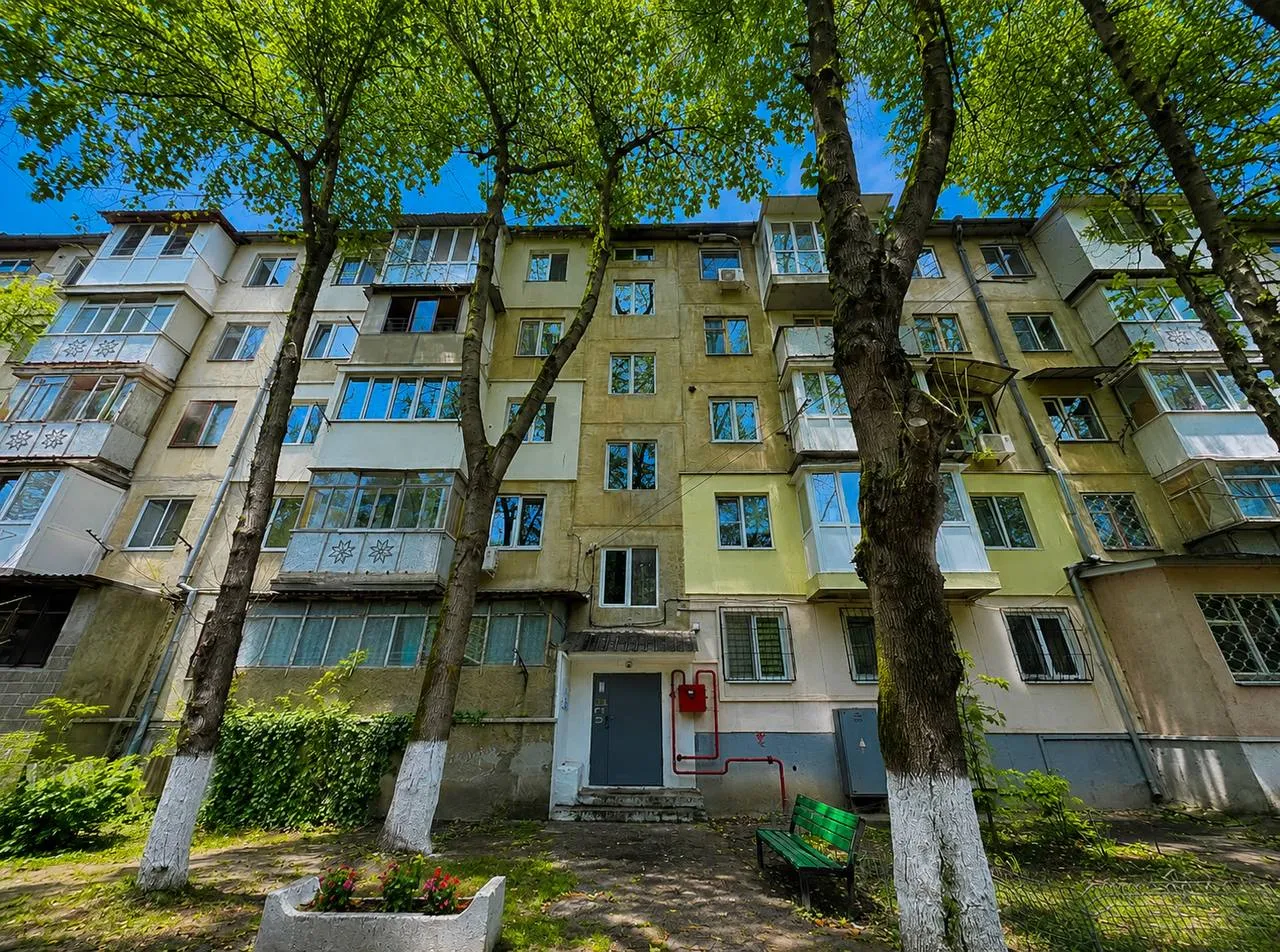 Chișinău Botanica str. Nikolai Zelinski 6
