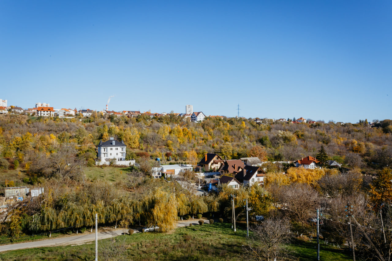 Chișinău or. Codru str. Schinoasa - Vale 6