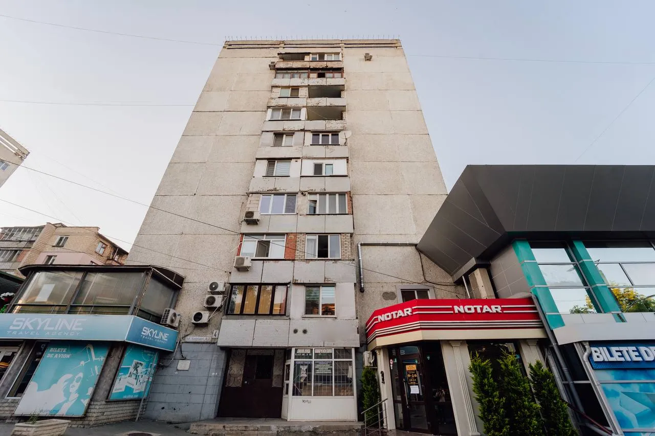 Chișinău Centru bd. Constantin Negruzzi 18