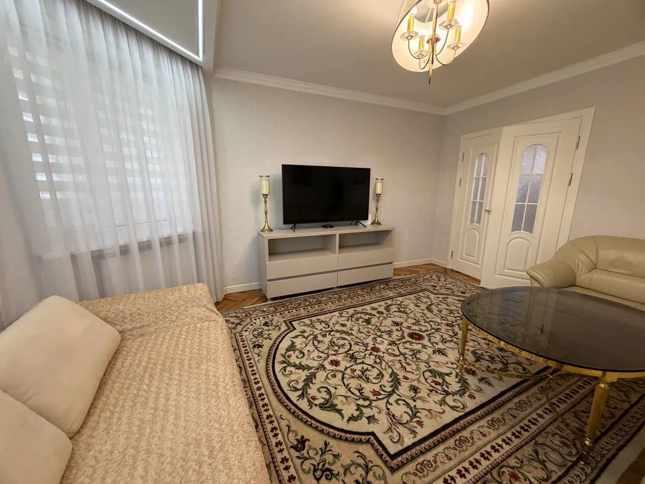 Chișinău Centru bd. Ștefan cel Mare și Sfânt 1