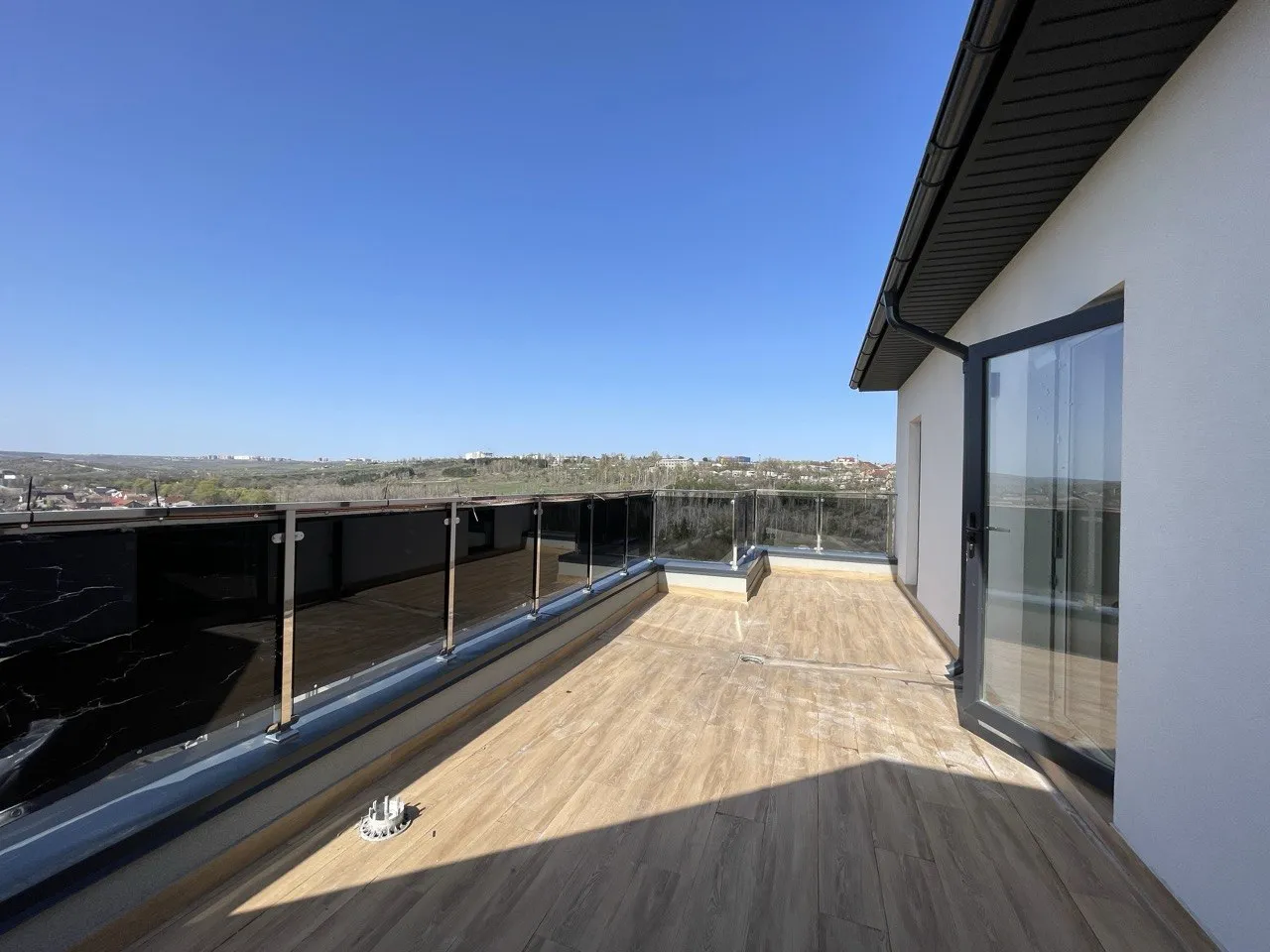 Ialoveni, Centru str. Moldova 5