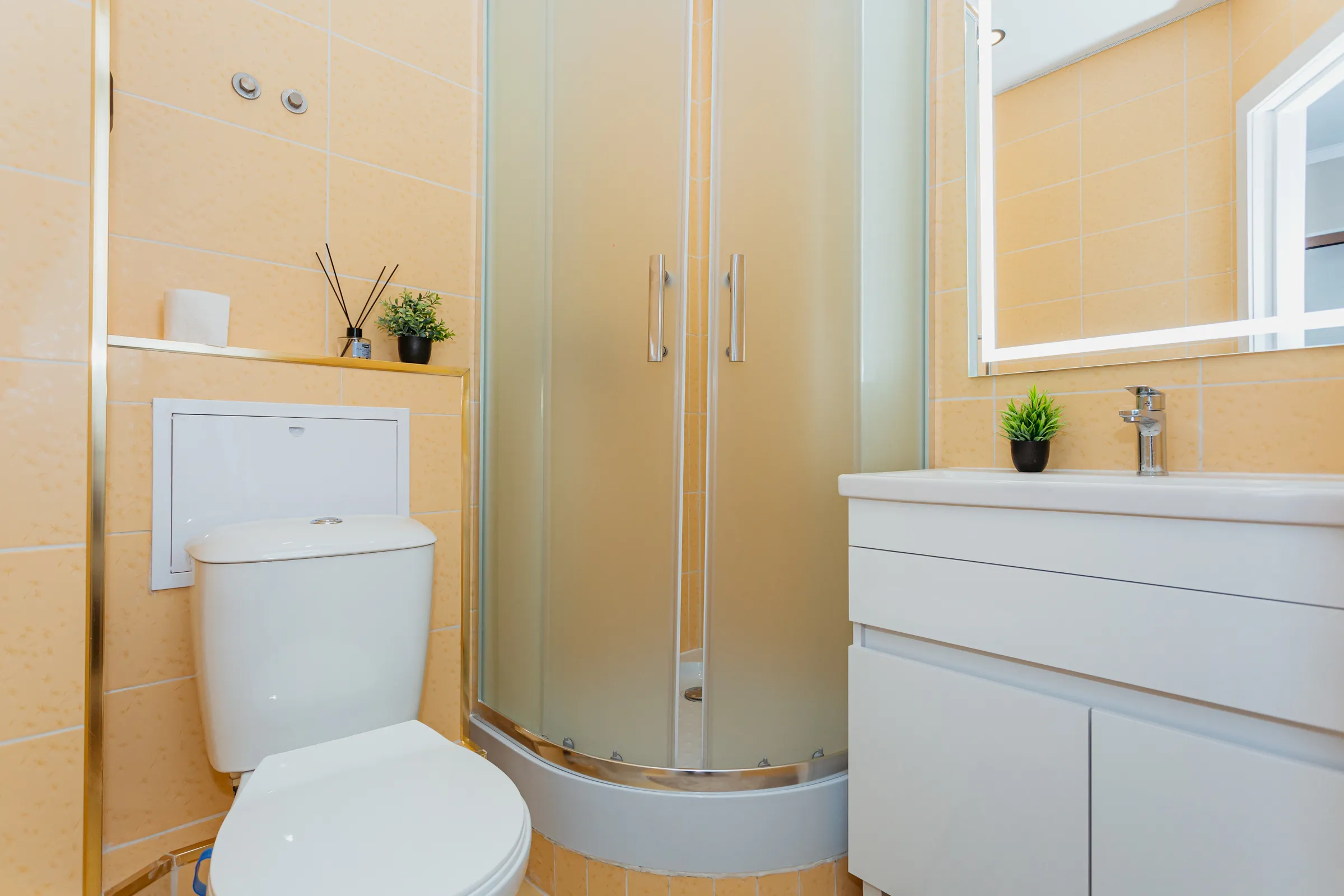 Chișinău Botanica bd. Traian 9