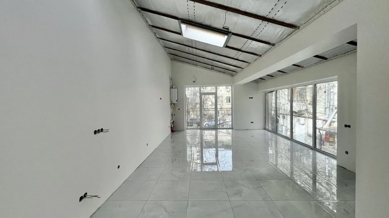 Chișinău Centru bd. Ștefan cel Mare și Sfânt 5