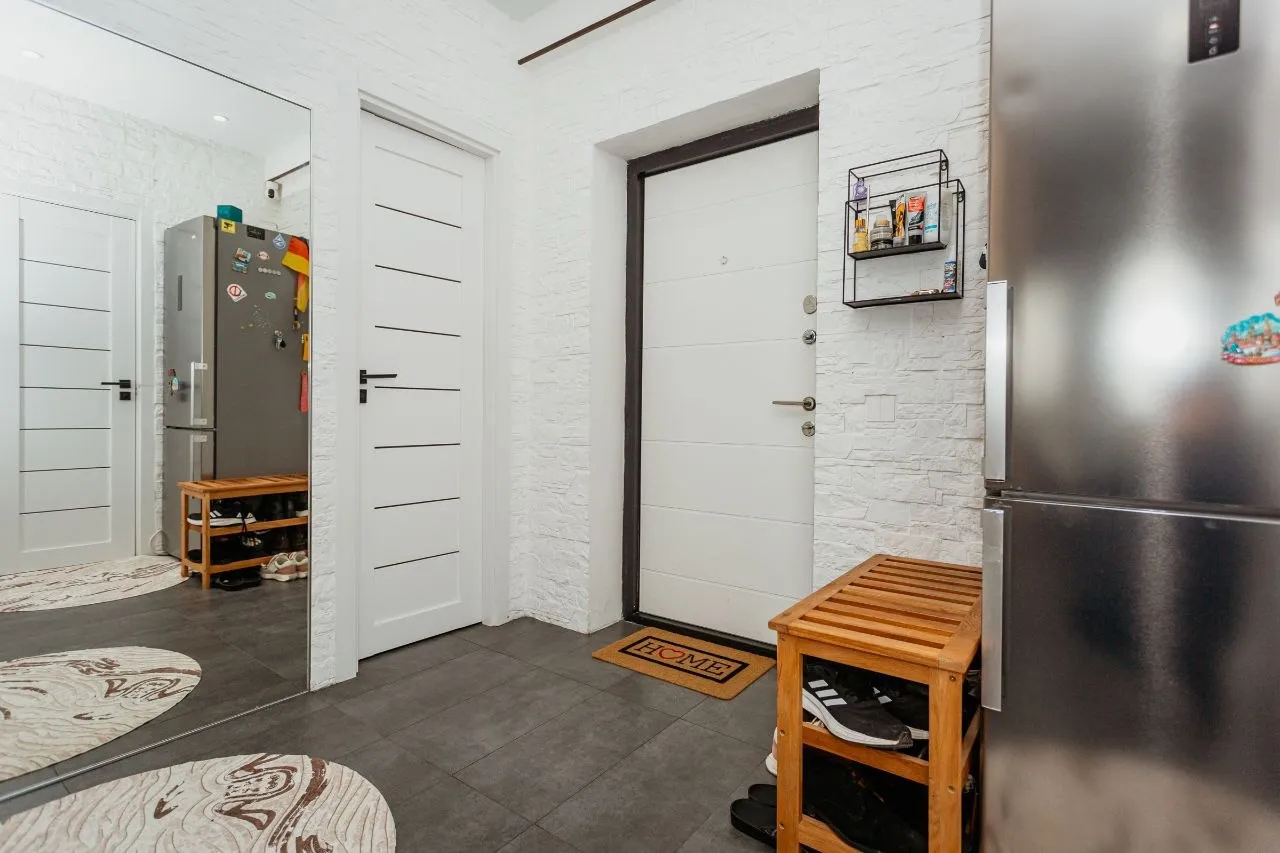 Кишинев Буюканы ул. Парис 7