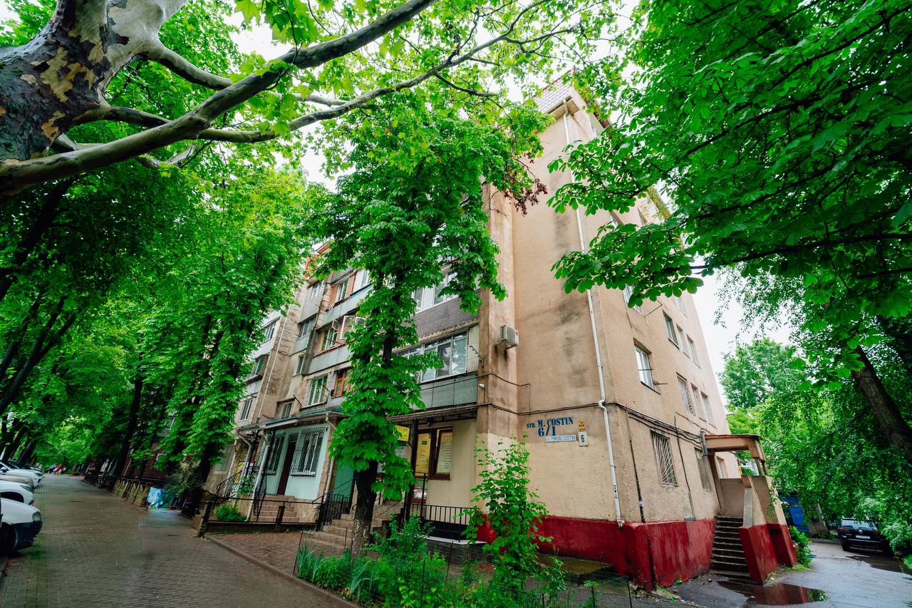 Chișinău Riscani str. Miron Costin 11