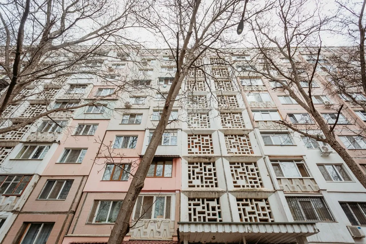 Кишинев Буюканы ул. Николае Костин 8