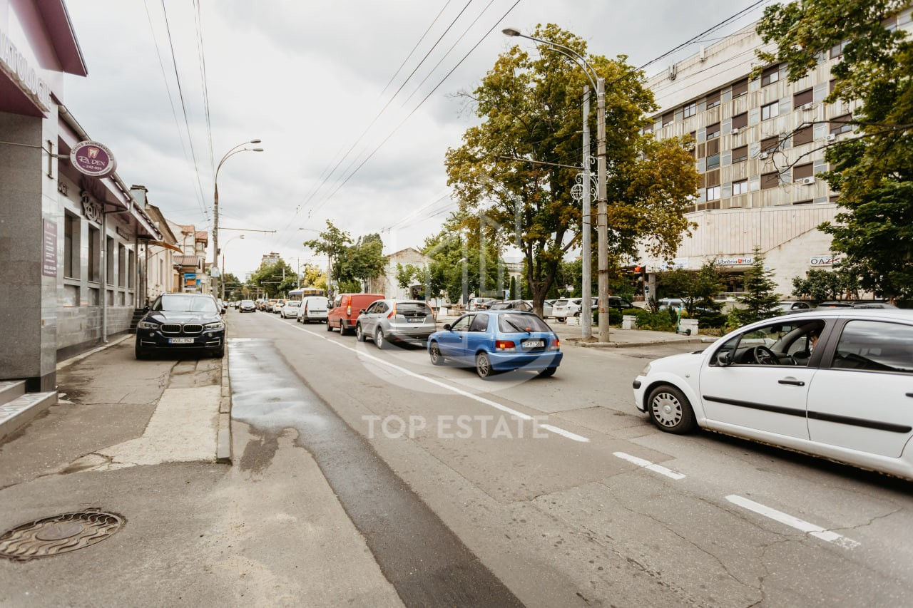 Chișinău Centru str. București . 9