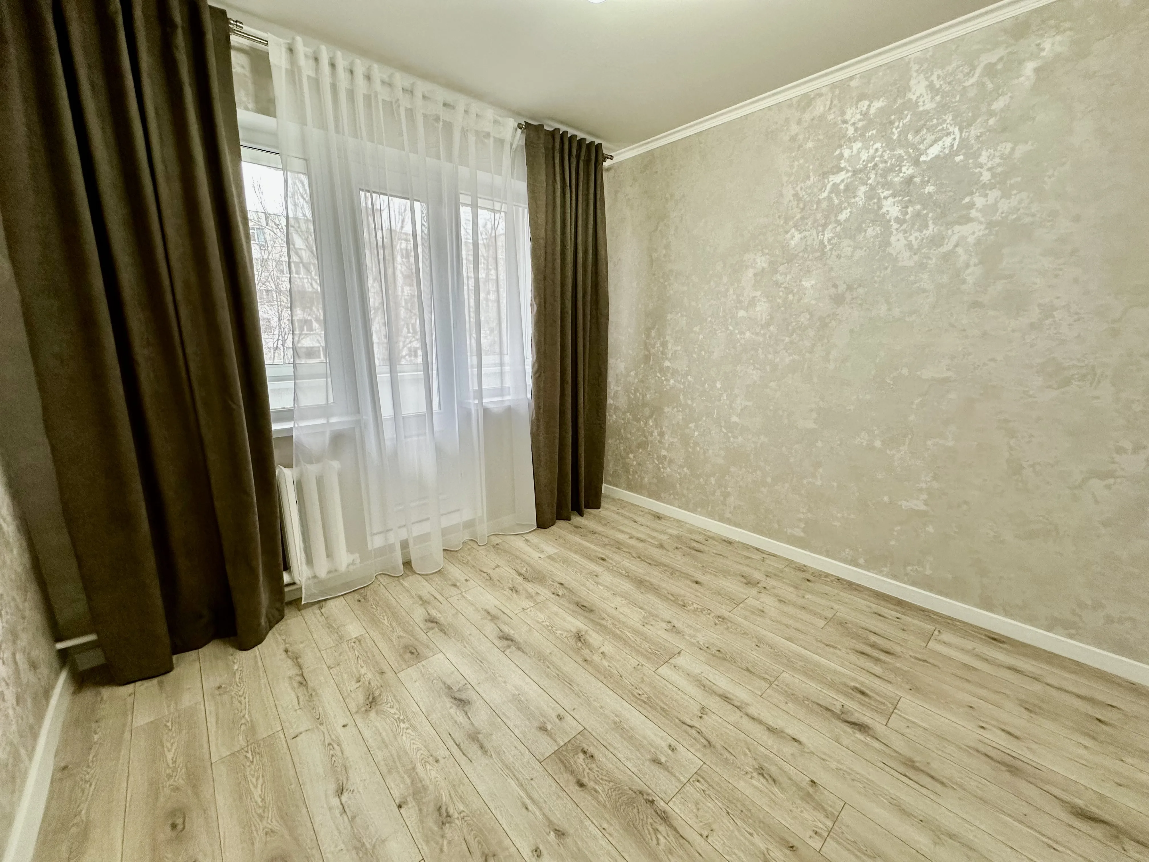 Chișinău Botanica bd. Traian 4