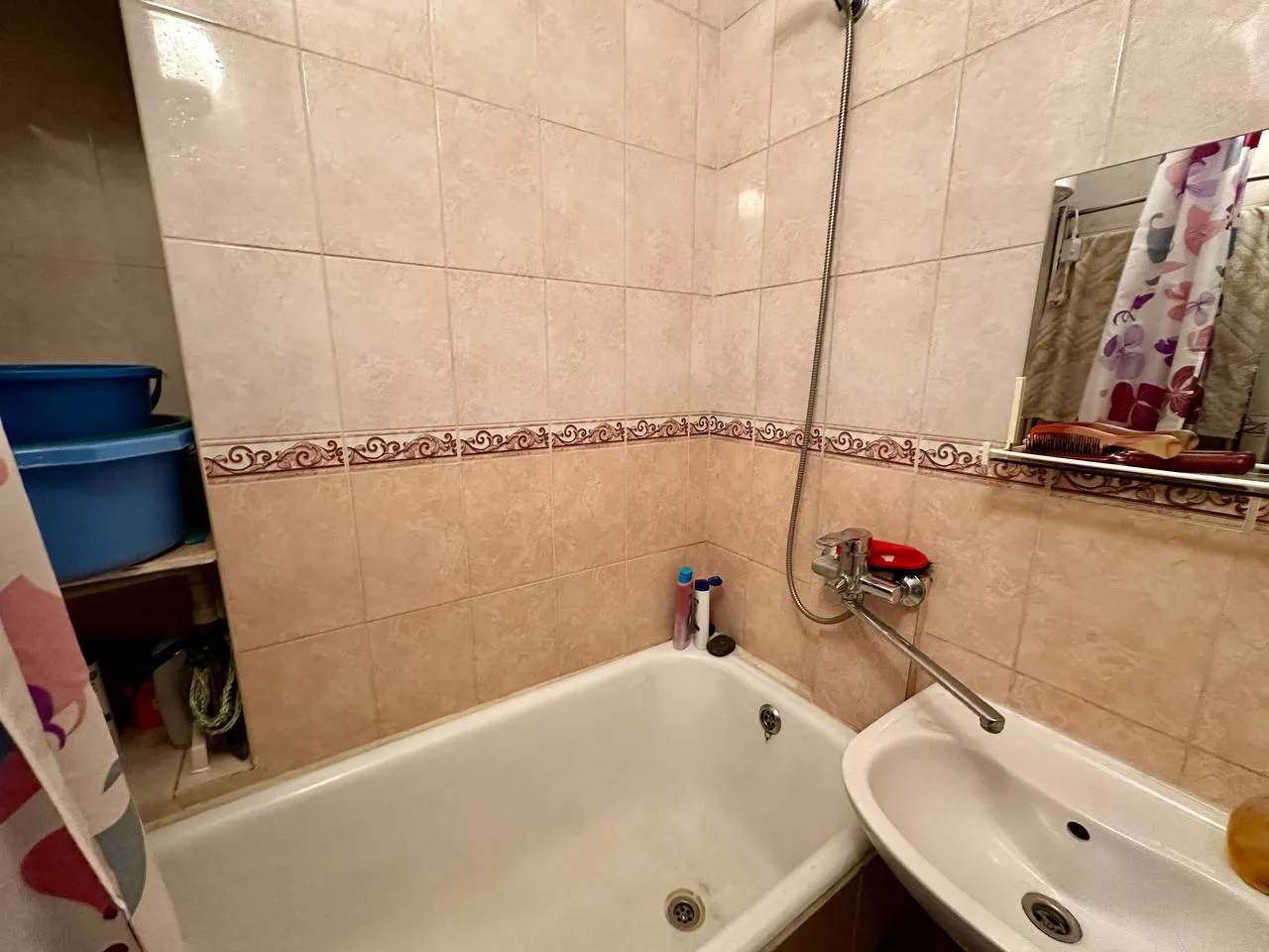 Chișinău Botanica bd. Decebal 7