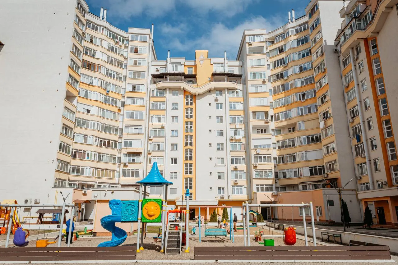 Chișinău Buiucani str. Alba Iulia 14