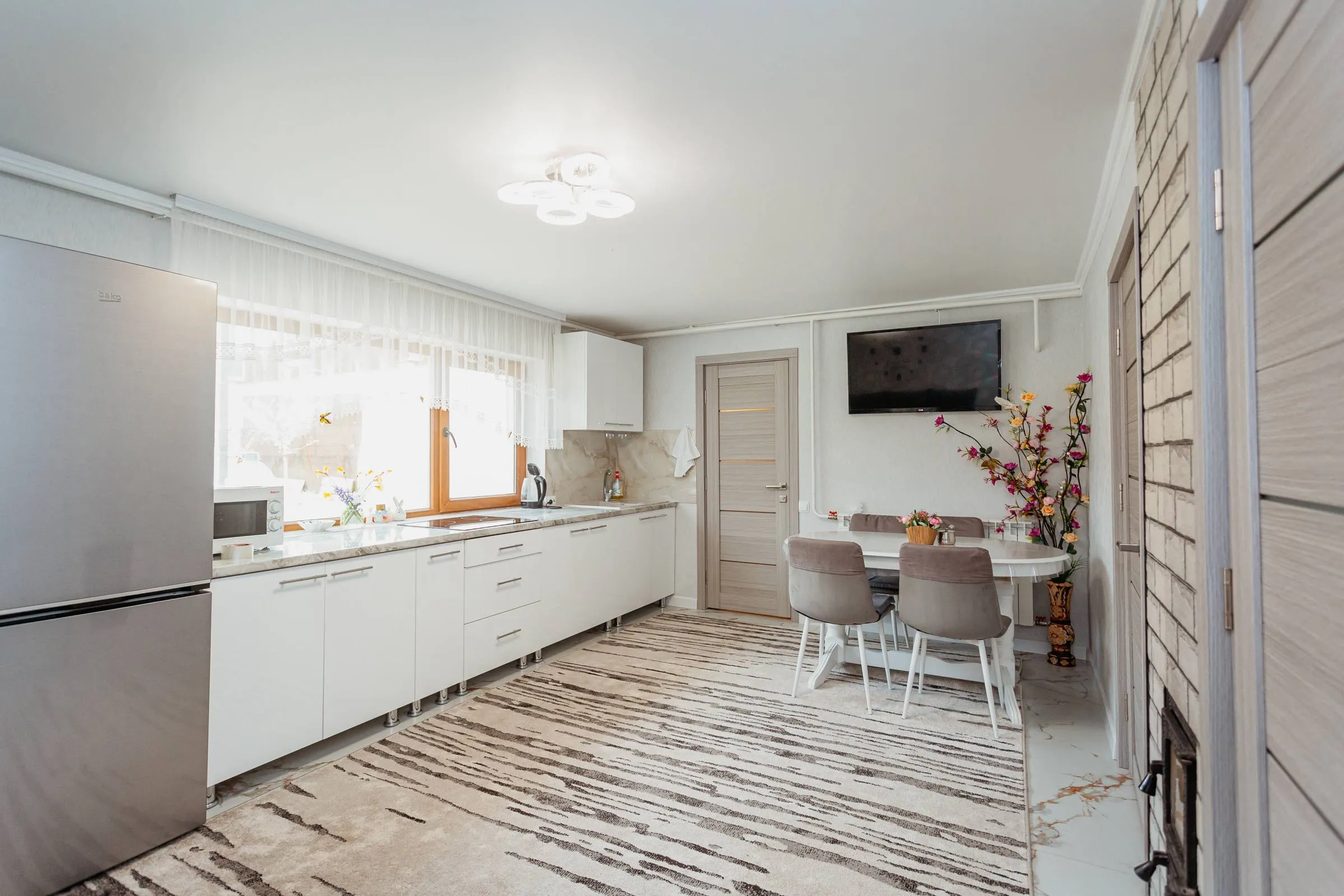 Chișinău Tohatin str. Liliacul Roz  3