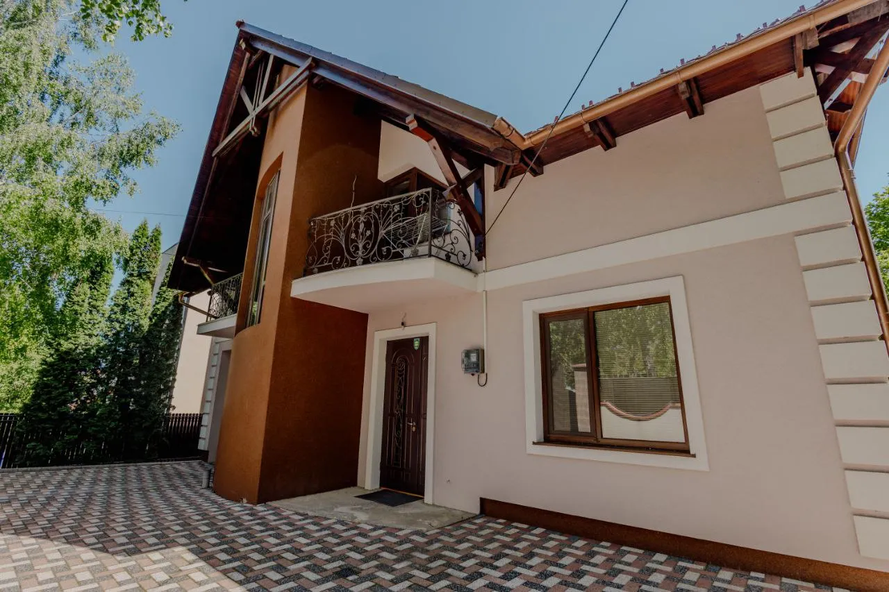 Chișinău Dumbrava str. Mihai Boț 1