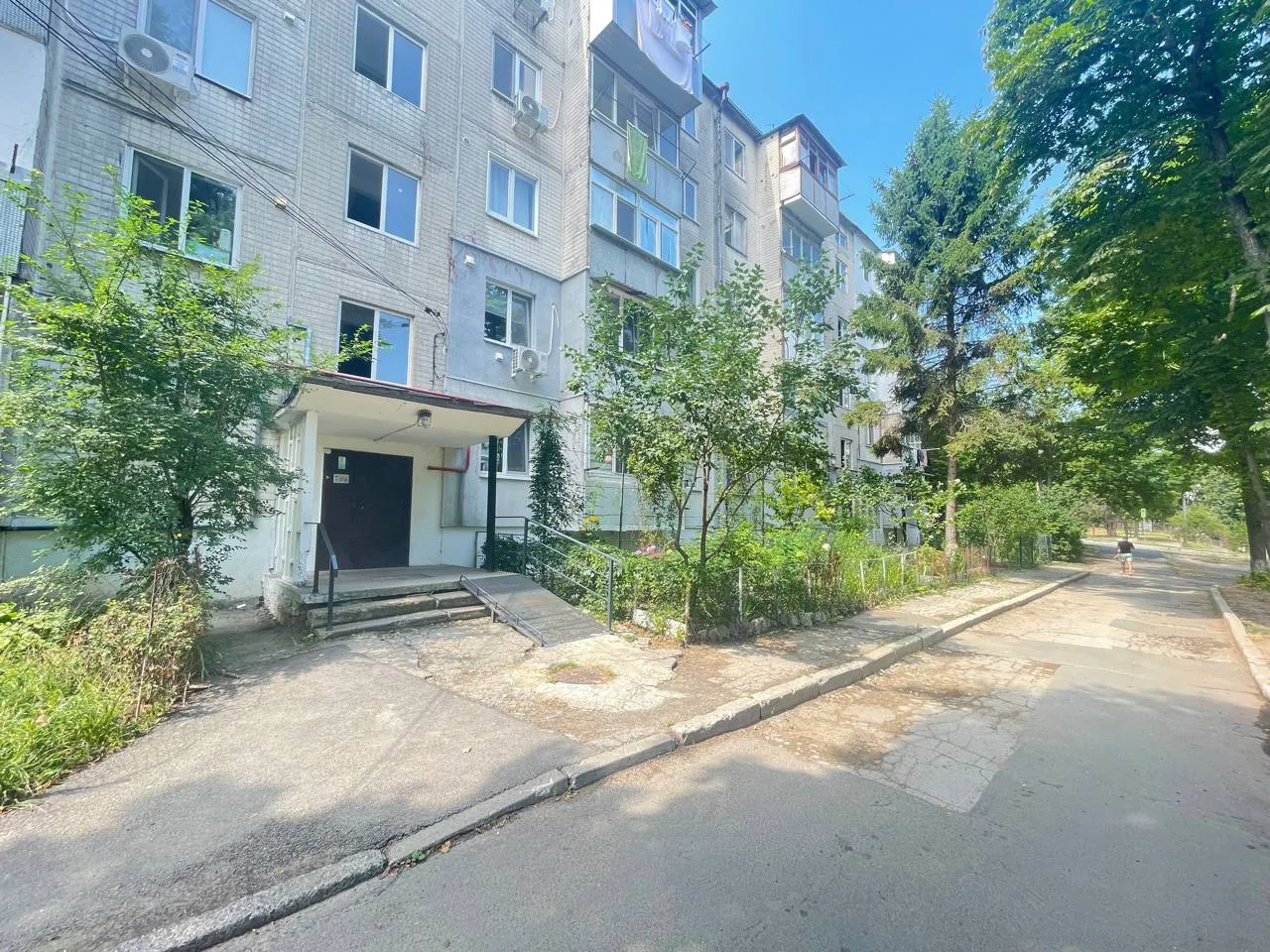 Кишинев Ботаника, ул. Индепенденцей 16