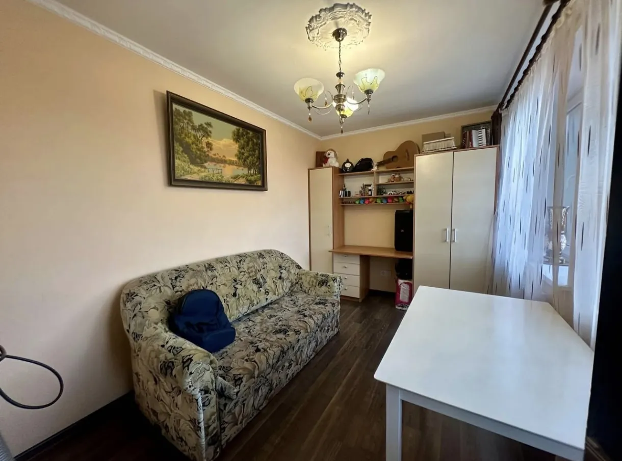Durlești str. Ion Creangă  9