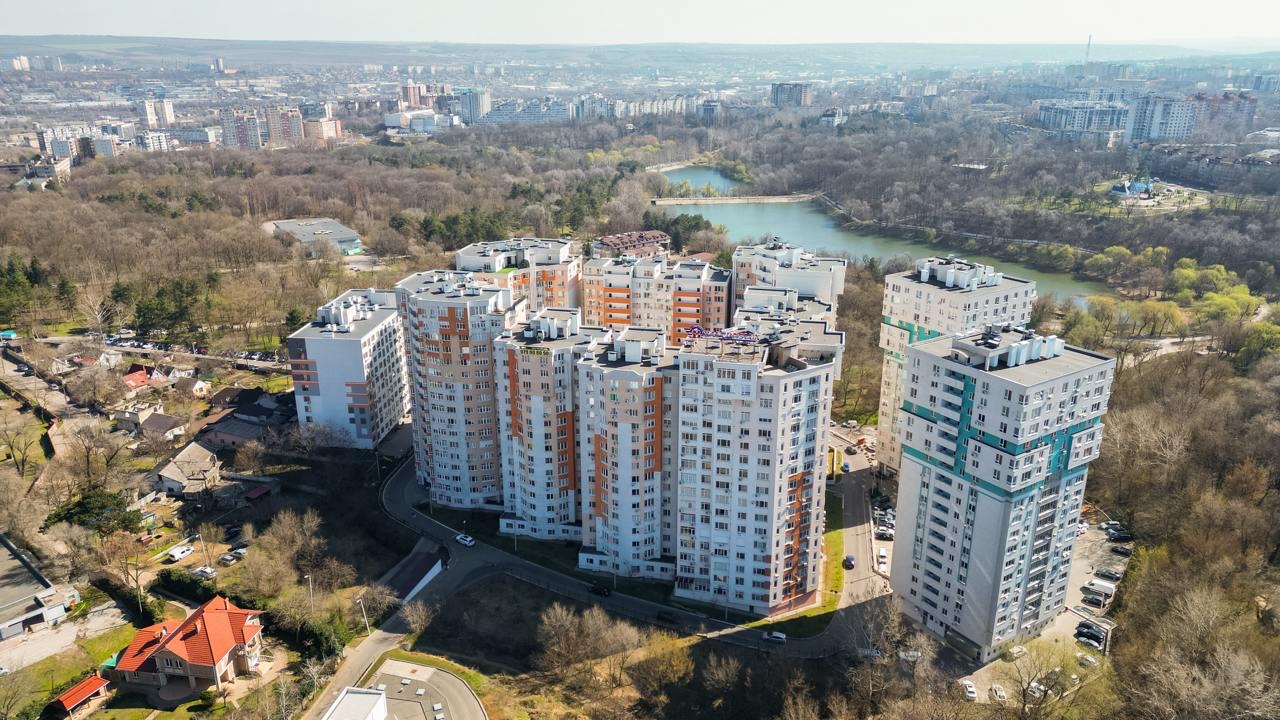 Chișinău Centru str. Melestiu 32