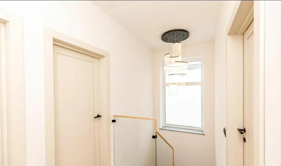 Яловень, Периферия ул. Арцарилор 9