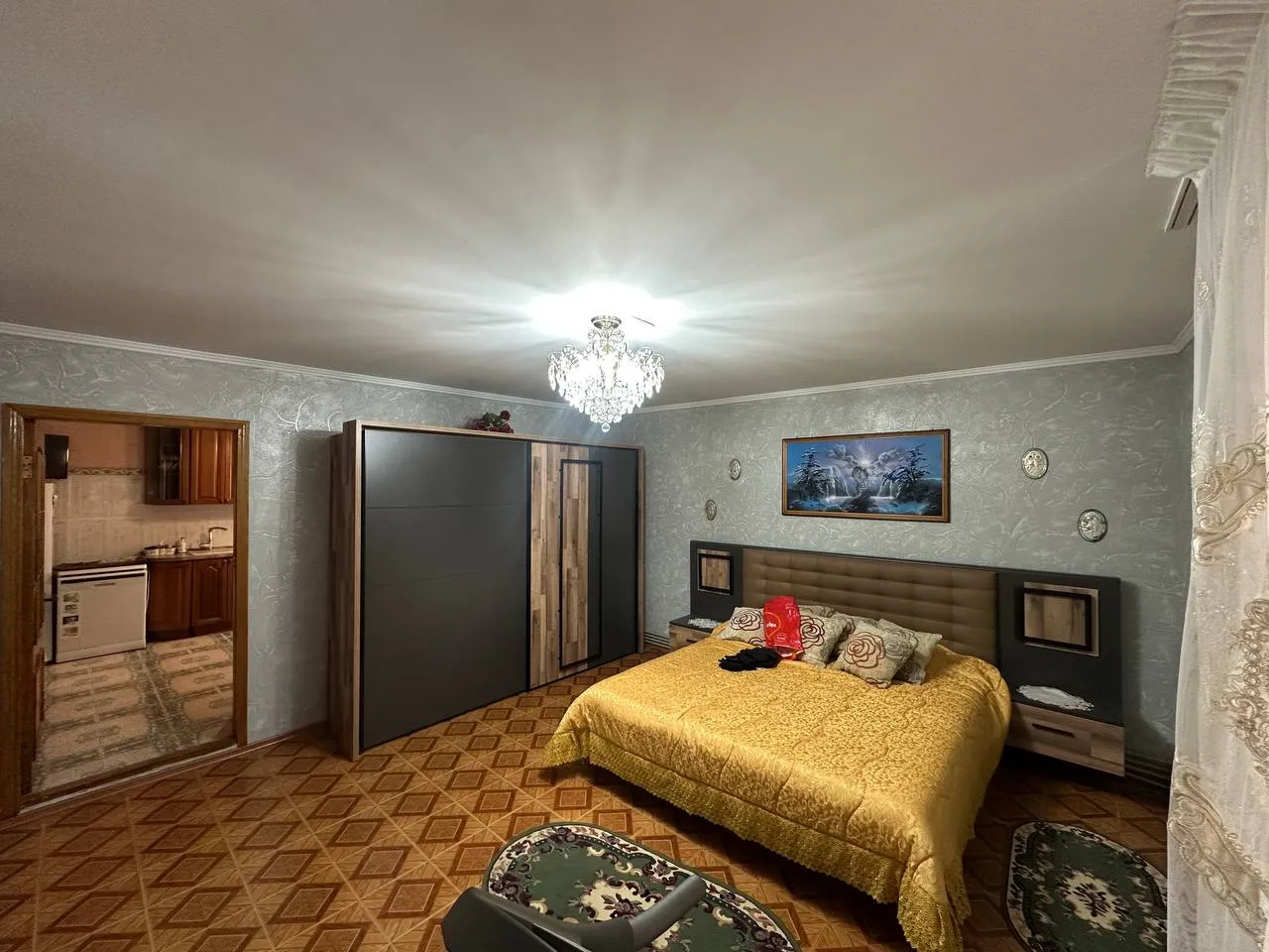 Страшены Кожушна пер. Флорилор 5