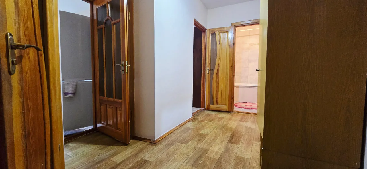 Chișinău Rîșcani str. Florilor 8