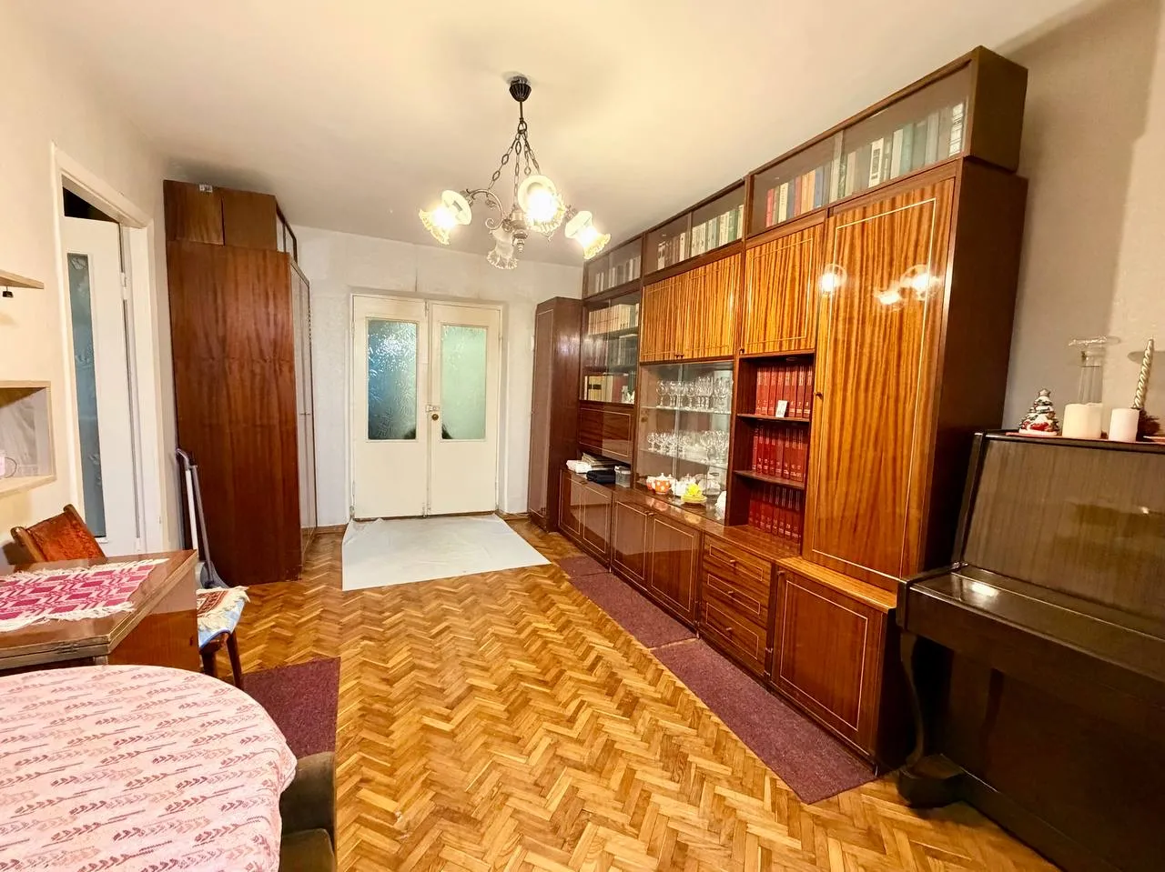 Chișinău Botanica str. Hristo Botev 5