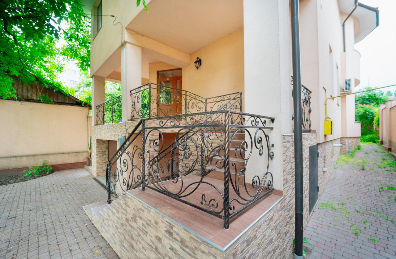 Chișinău Botanica str. Plaiului 18