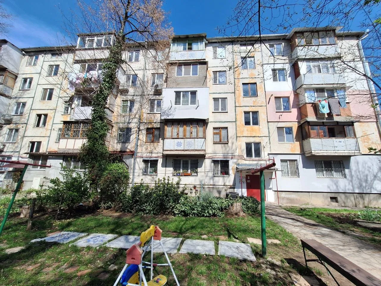 Chișinău Botanica str. Nicolai Zelinski 11