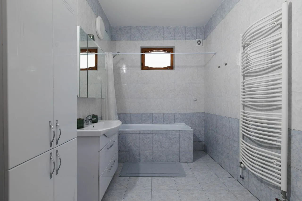 Chișinău Buiucani str. Vasile Stroescu 8