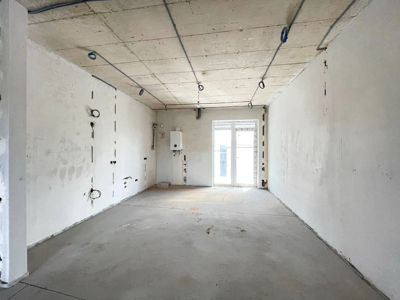 Ialoveni, Centru str. Arburilor 4