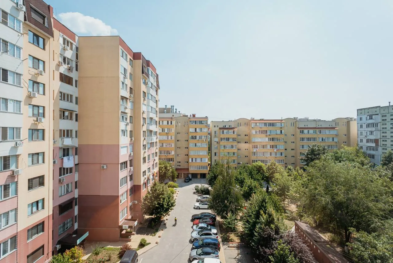 Chișinău Buiucani str. Alba Iulia  12