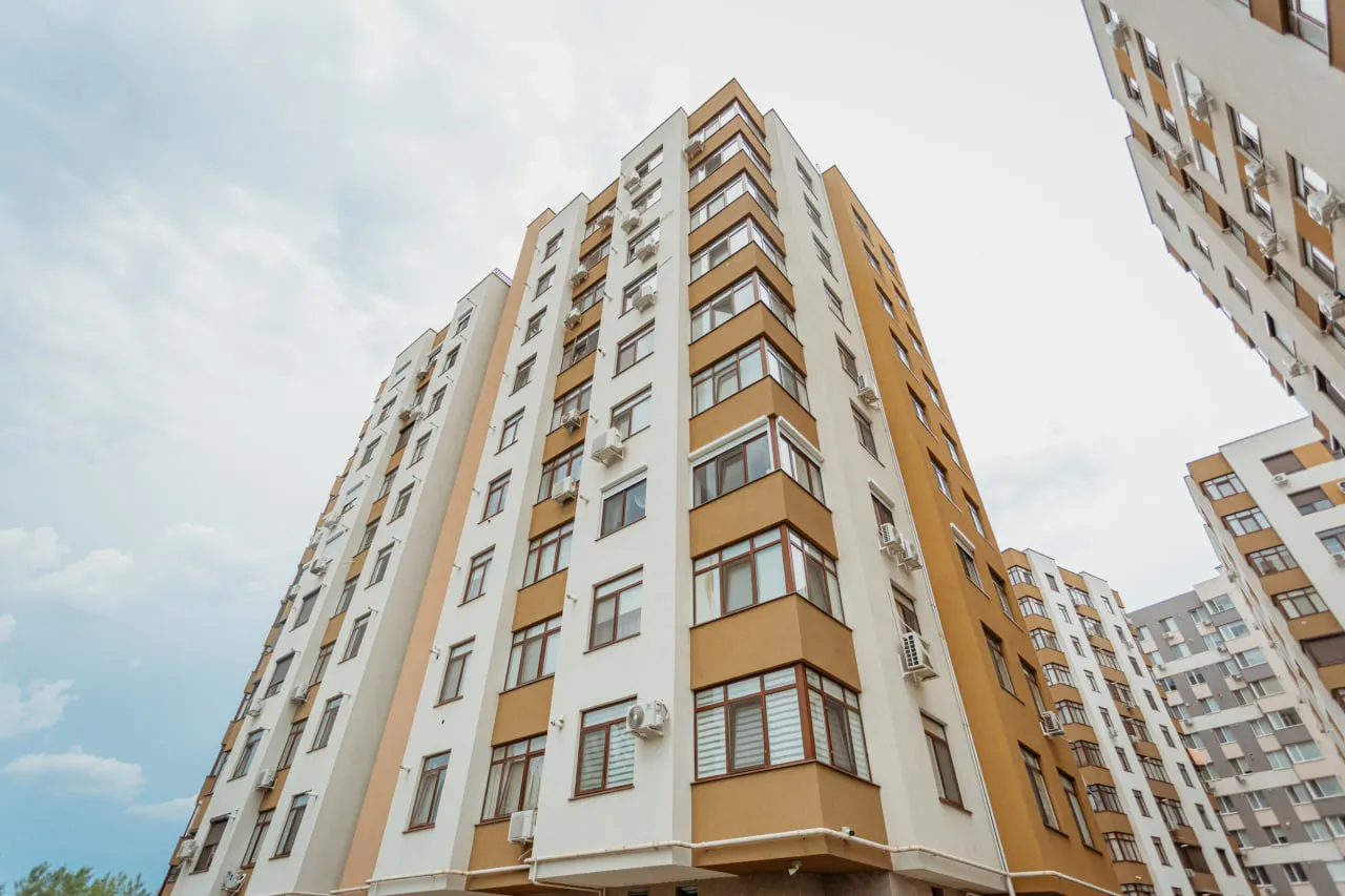 Chișinău Botanica str. Grenoble 14