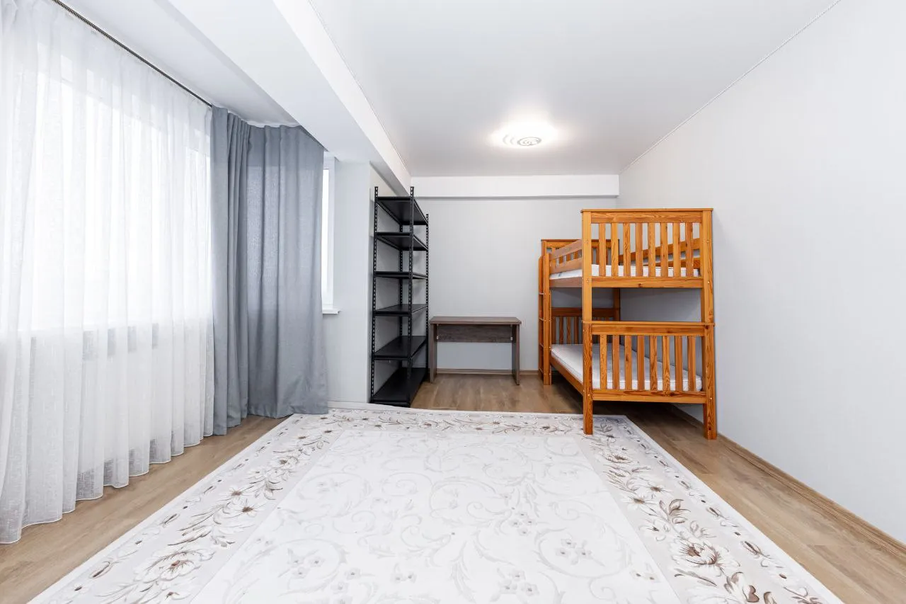 Chișinău Rîșcani str. Macilor 8