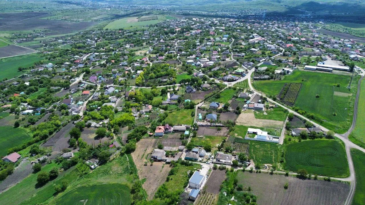 Кишинев Крузешты ул. Трандафирилор 3