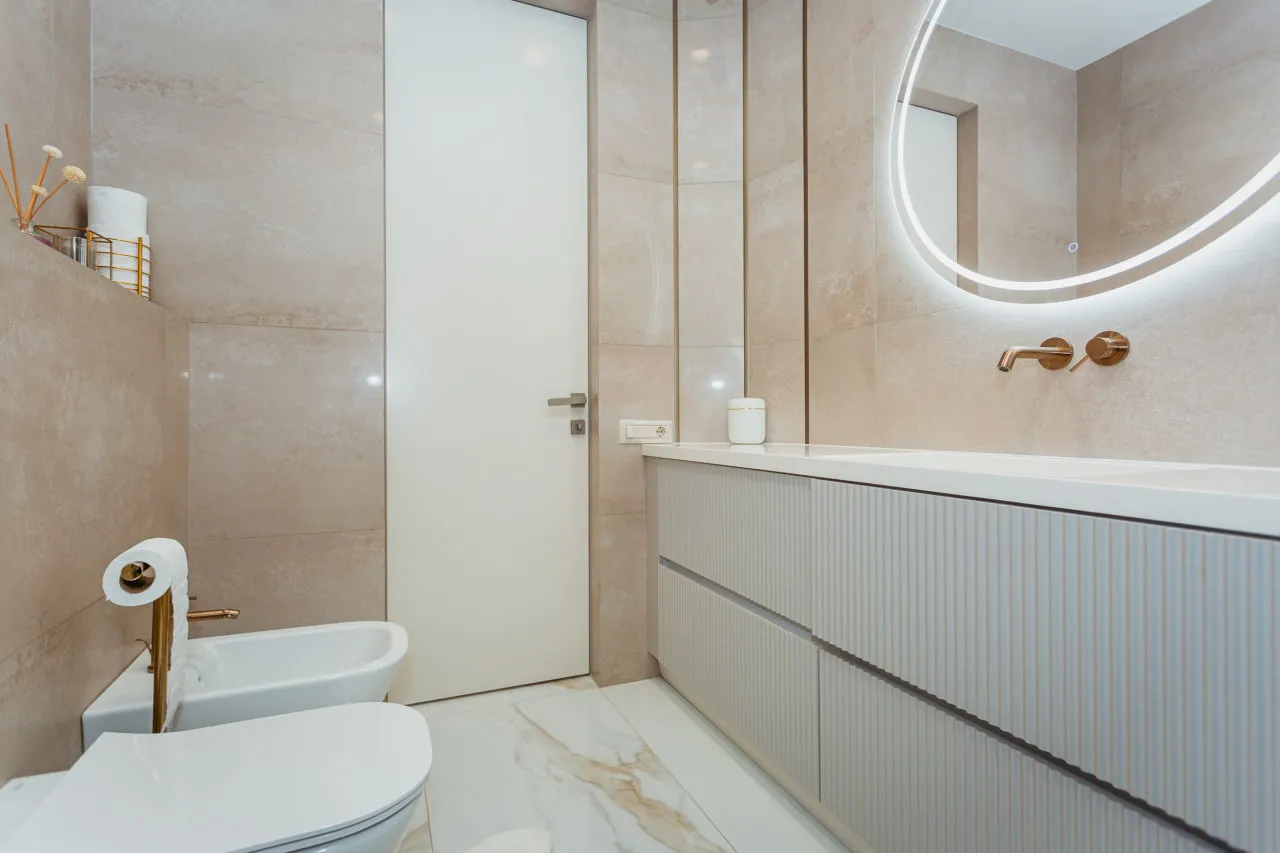 Chișinău Buiucani str. Liviu Deleanu 12