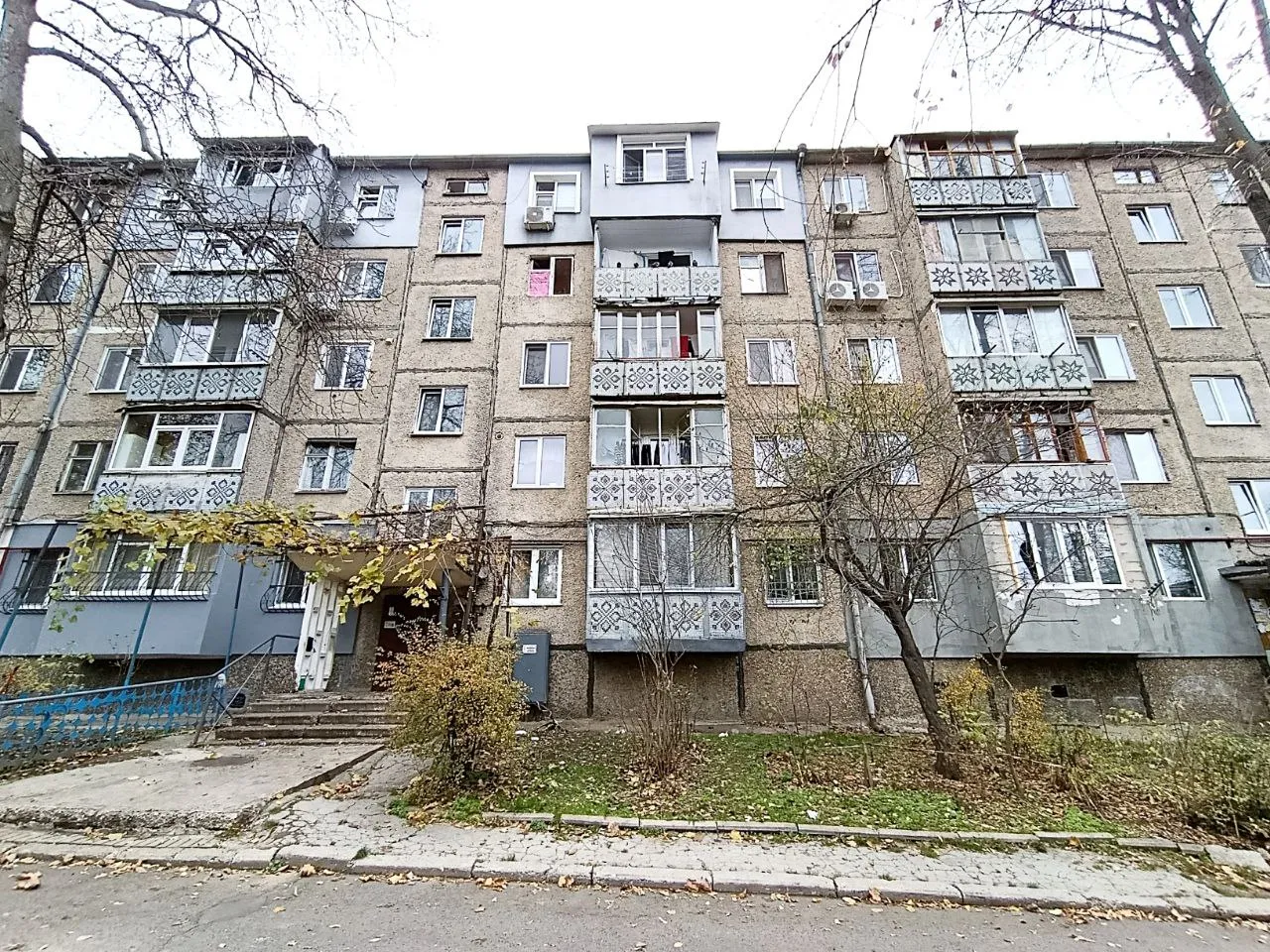 Chișinău Botanica str. Teilor 12