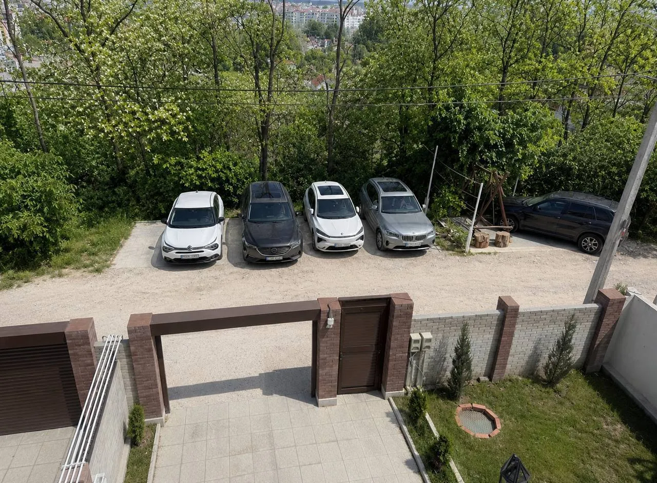 Chișinău Buiucani str. Mircești 17