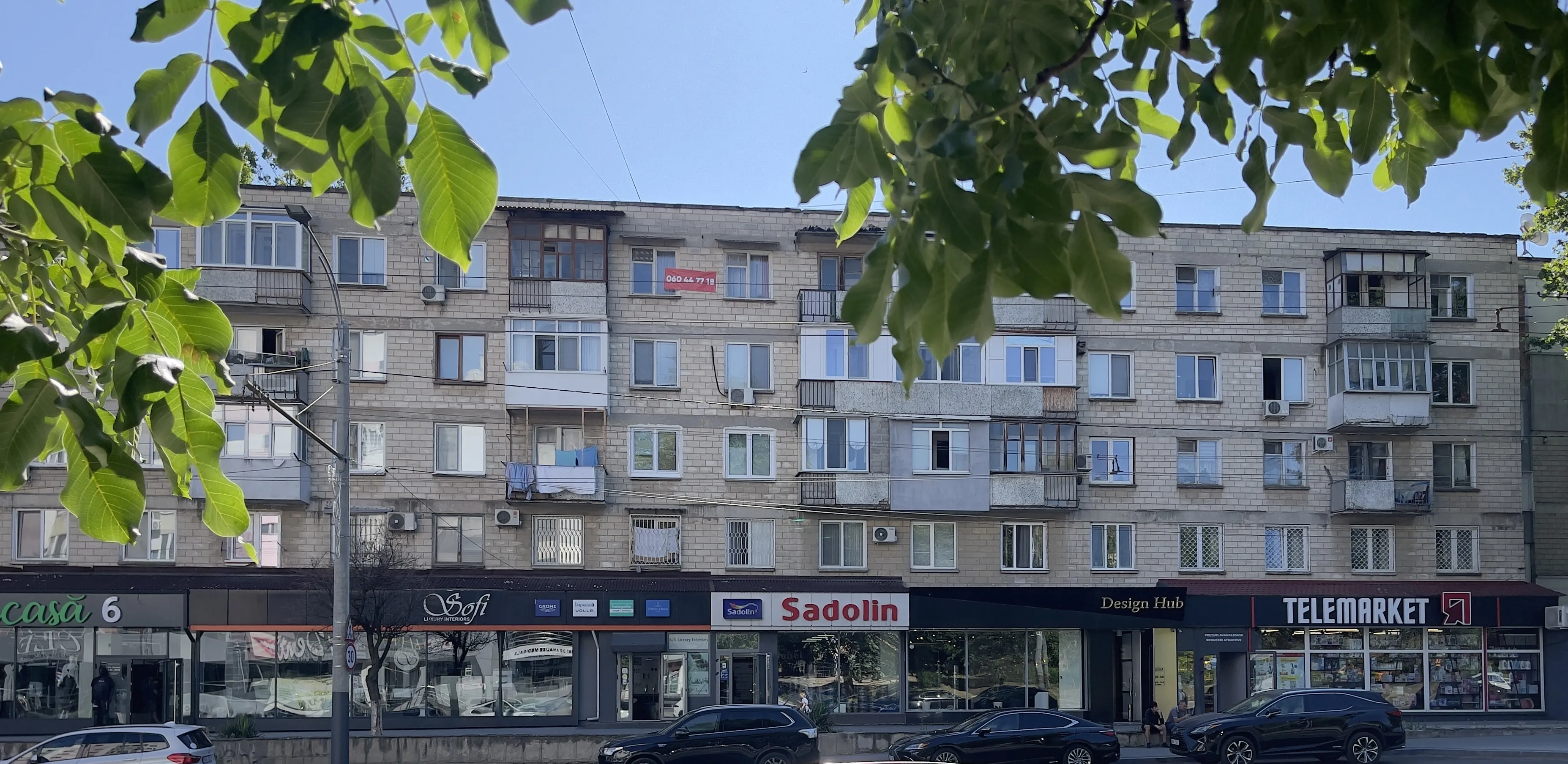 Chișinău Botanica bd. Dacia 1