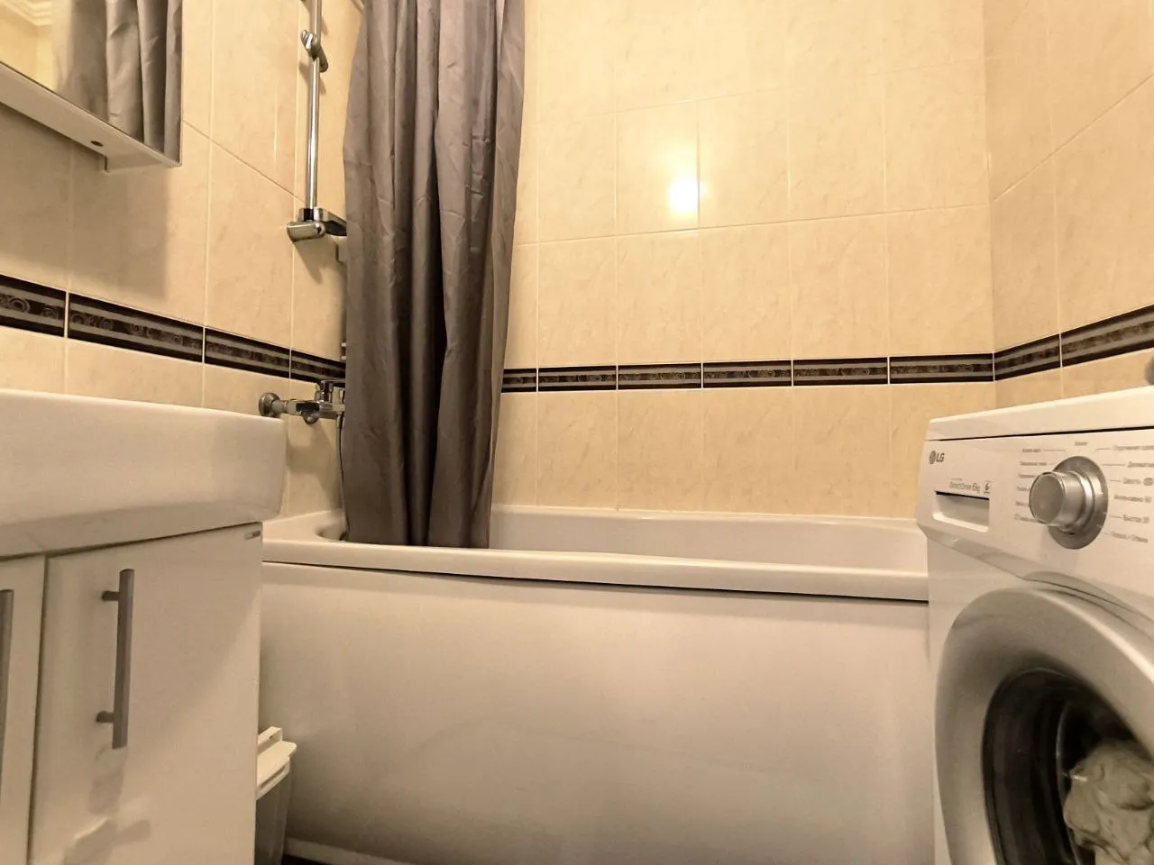 Chișinău Buiucani str. Vasile Lupu 6