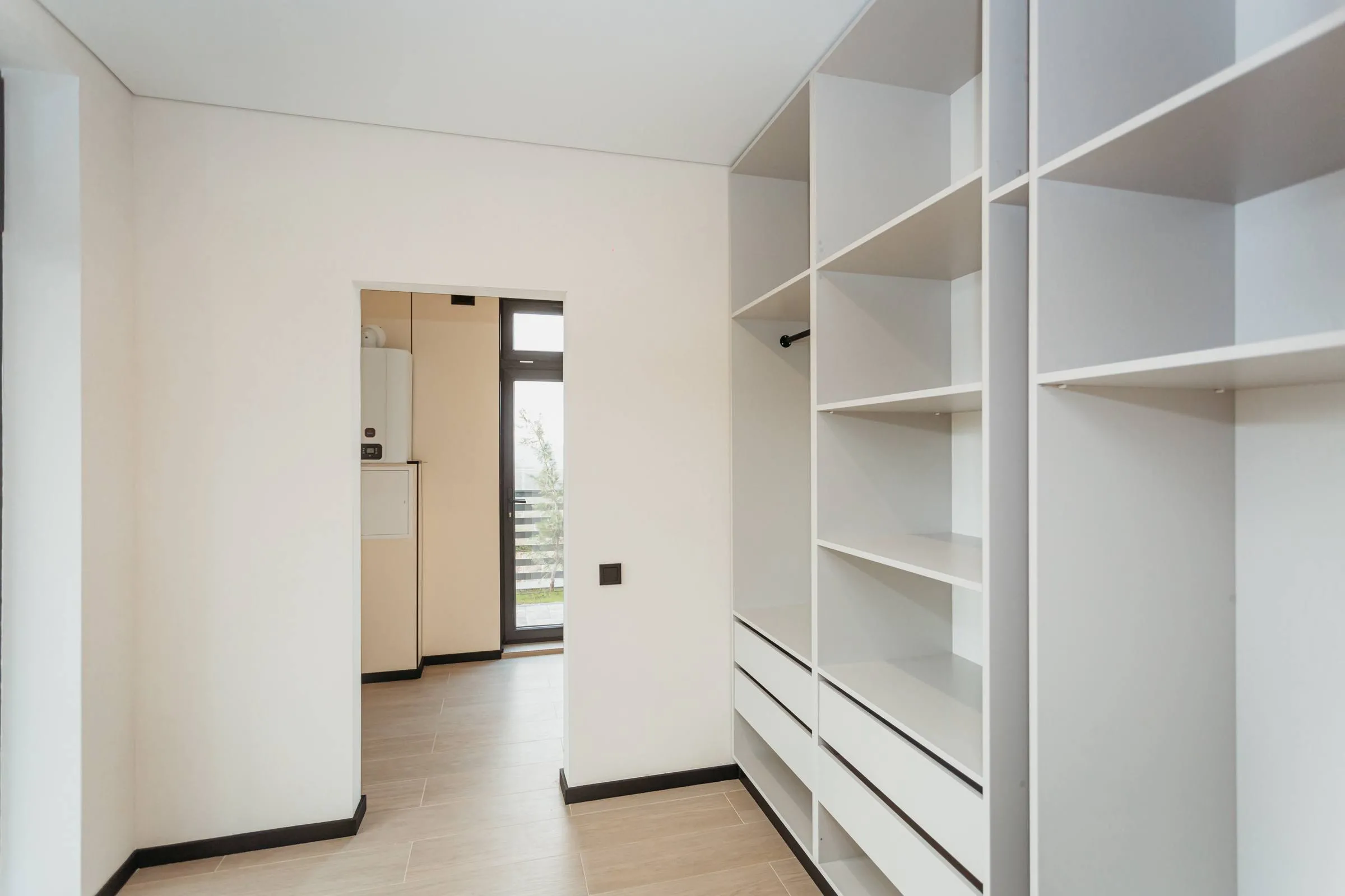 Кишинев Колоница ул. Чиприан Порумбеску 33