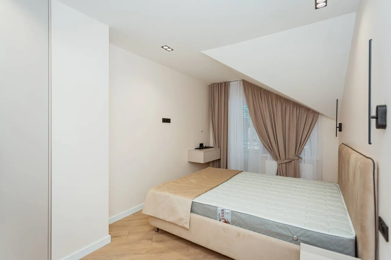 Chișinău Buiucani str. Calea Ieșilor 7